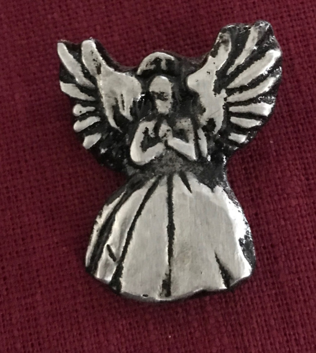 Pewter Pins, custom pewter pins, pewter faire favors